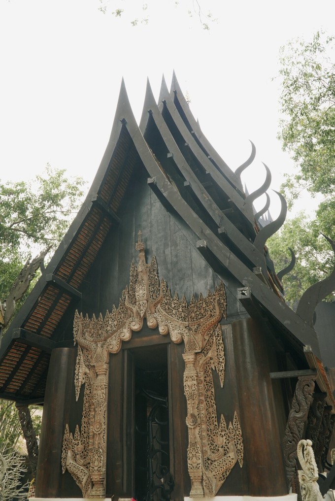 泰国曼谷清迈自由行必玩超实用美食和网红景点攻略之黑庙