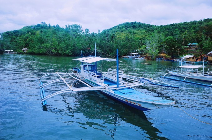 菲律宾科隆镇小岛潜水美食旅游攻略之小渔村