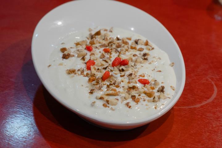 新疆克拉玛依超实用美食摄影旅游攻略之正宗的新疆酸奶